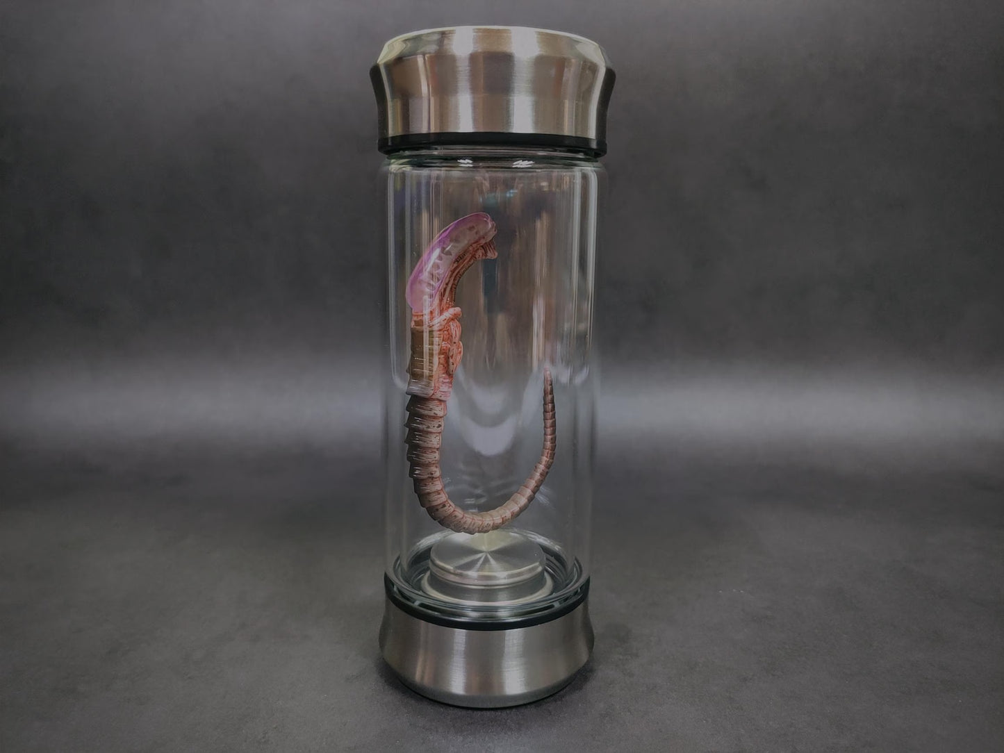 Glowing Alien Specimen Jar – Sci-Fi Creature Display Prop