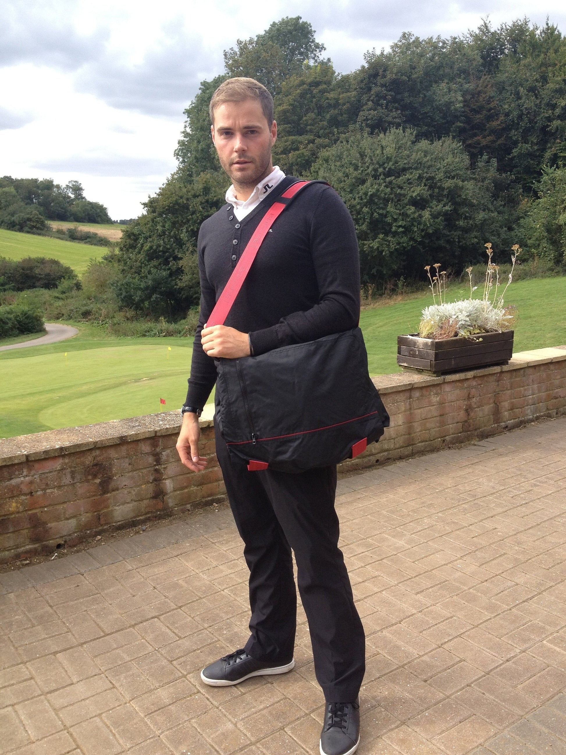 Transform Your Travel Experience: The Ultimate 22-Pocket Jacket That Converts to a Bag!