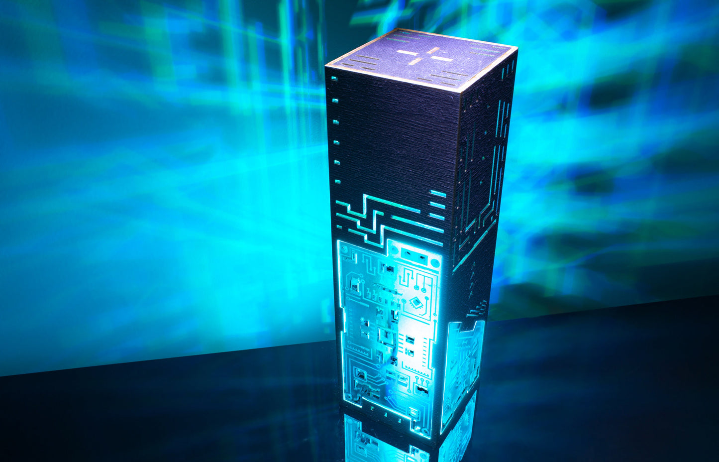 Cyber Circuit Board Desk Lamp - Perfect Night Light for Programmers & Gamers | Unique Lantern Gift for Gaming Rooms & IT Decor
