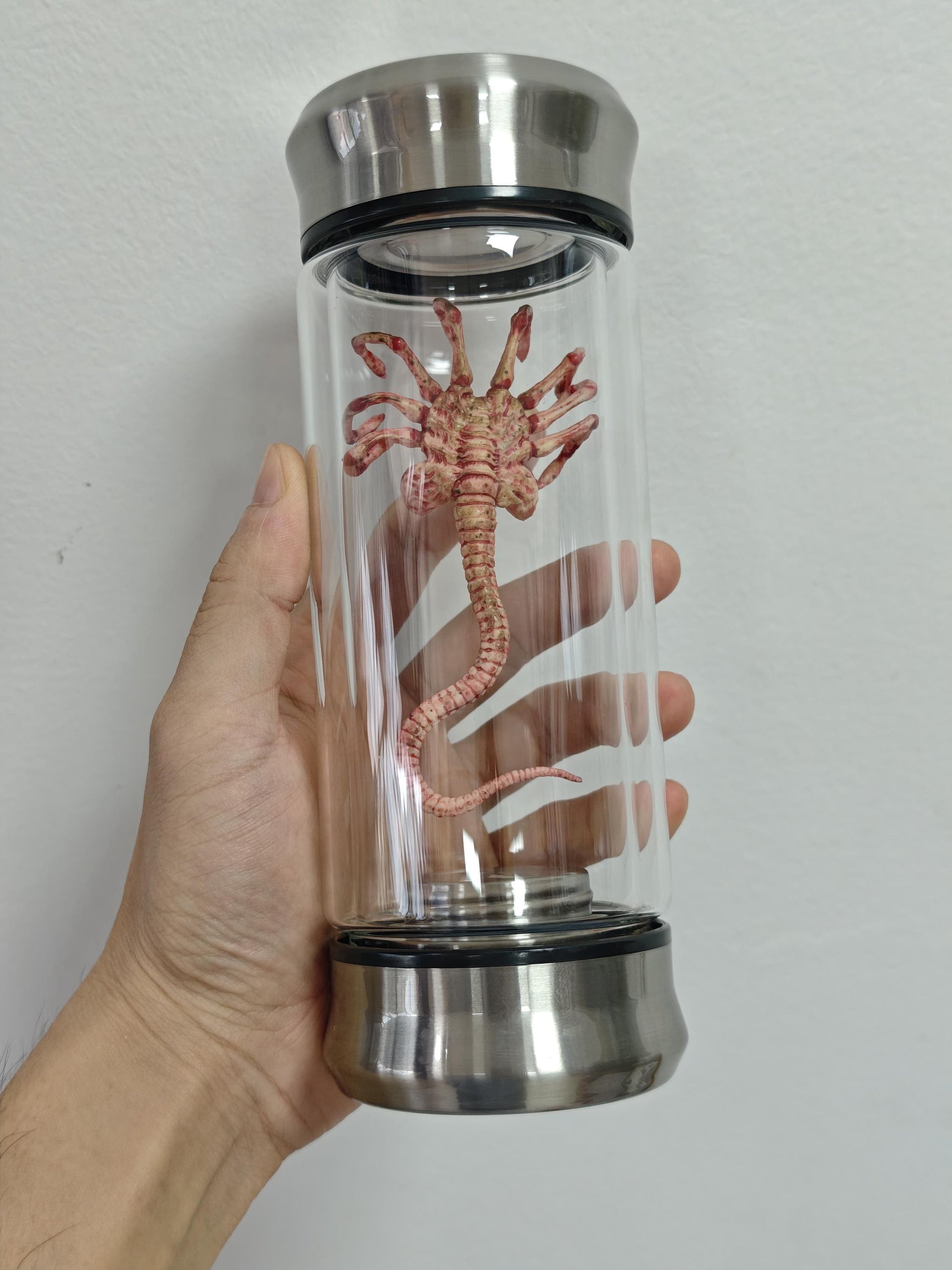 Glowing Alien Specimen Jar – Sci-Fi Creature Display Prop