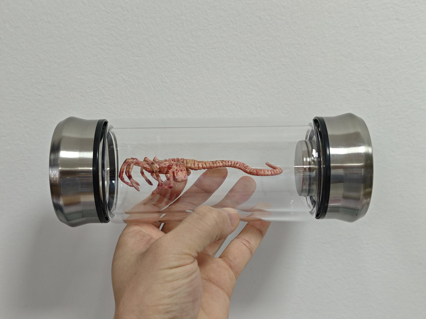 Glowing Alien Specimen Jar – Sci-Fi Creature Display Prop